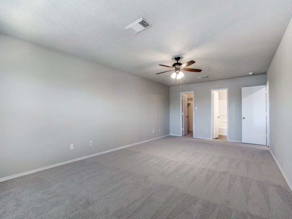 9706 Highland Crk - Photo 5 of 13