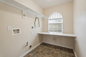 featured image of 6605 Fallen Breeze Ln