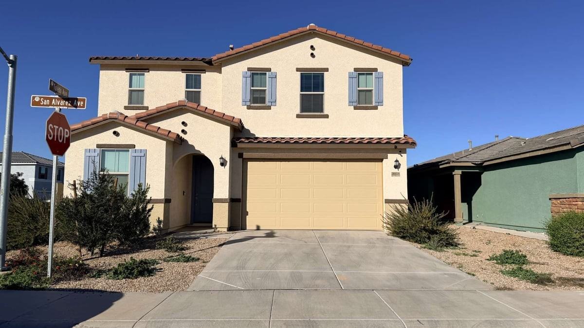 36658 W San Alvarez Ave