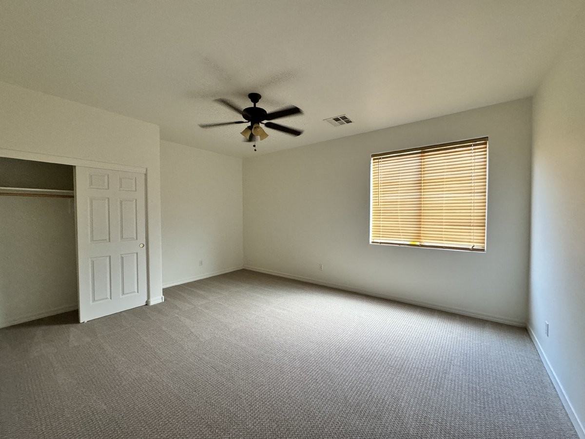 43658 W Caven Dr - Photo 3 of 50