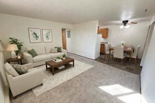 1445 W Gateway Cir S #06 - Photo 1 of 1