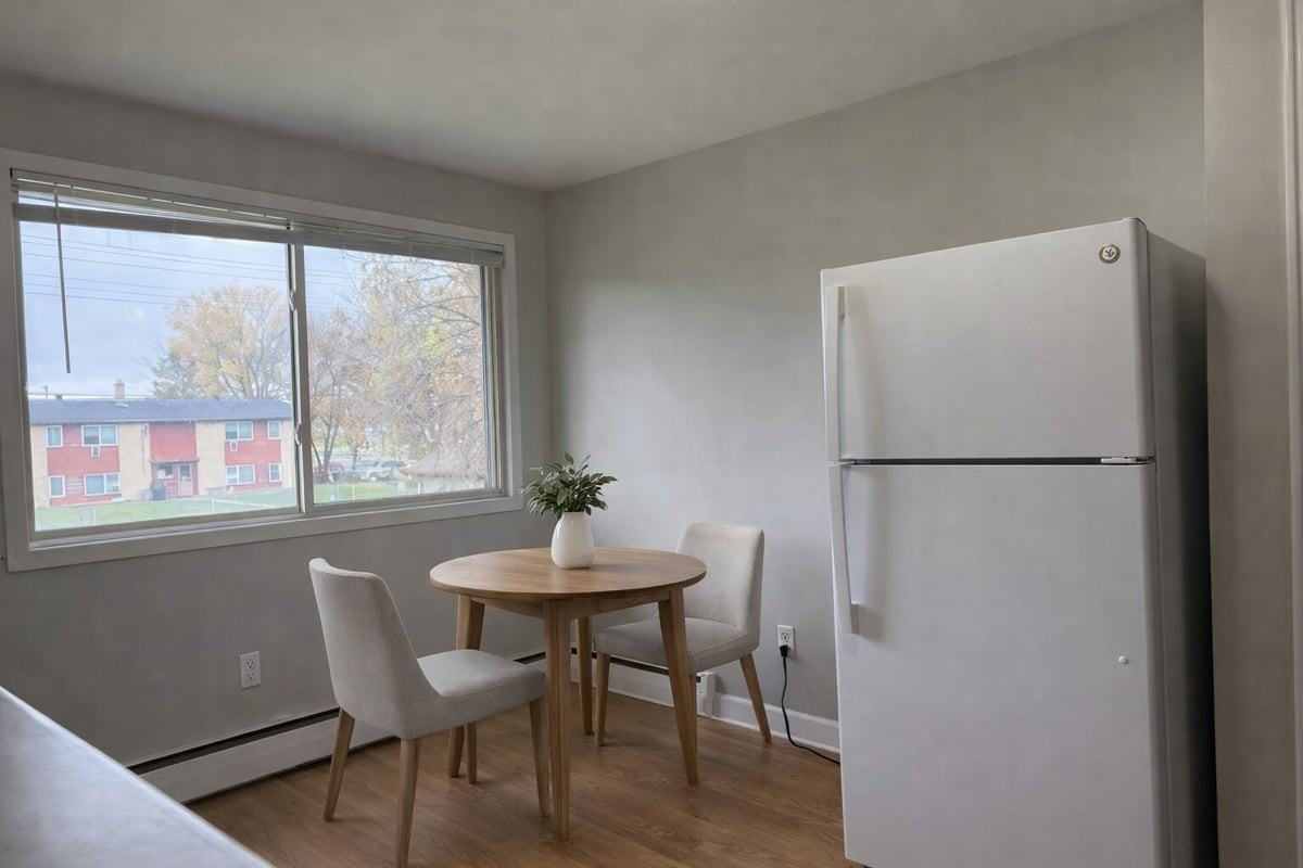 1828 14th St S #4 - Photo 7 of 22