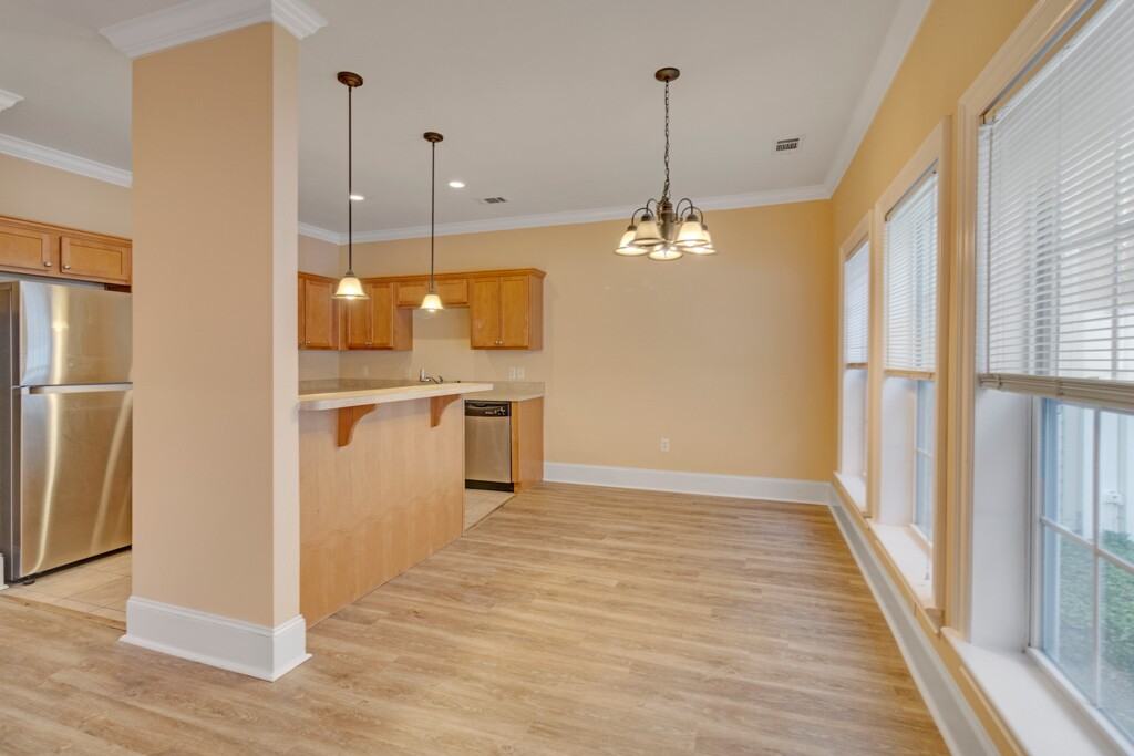 102 Kendal Ct - Photo 6 of 22