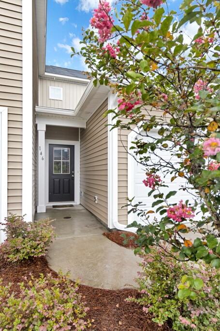 146 Bellasera Way - Photo 2 of 35