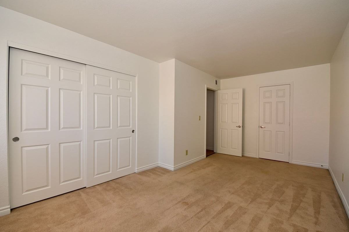 5499 Indian River Dr #354 - Photo 6 of 49