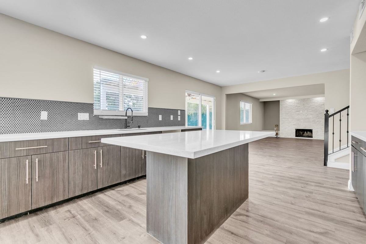 6845 Coley Ave - Photo 7 of 50