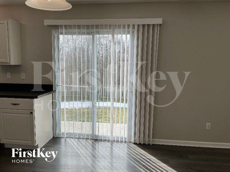 6351 Greenhaven Ave - Photo 3 of 14