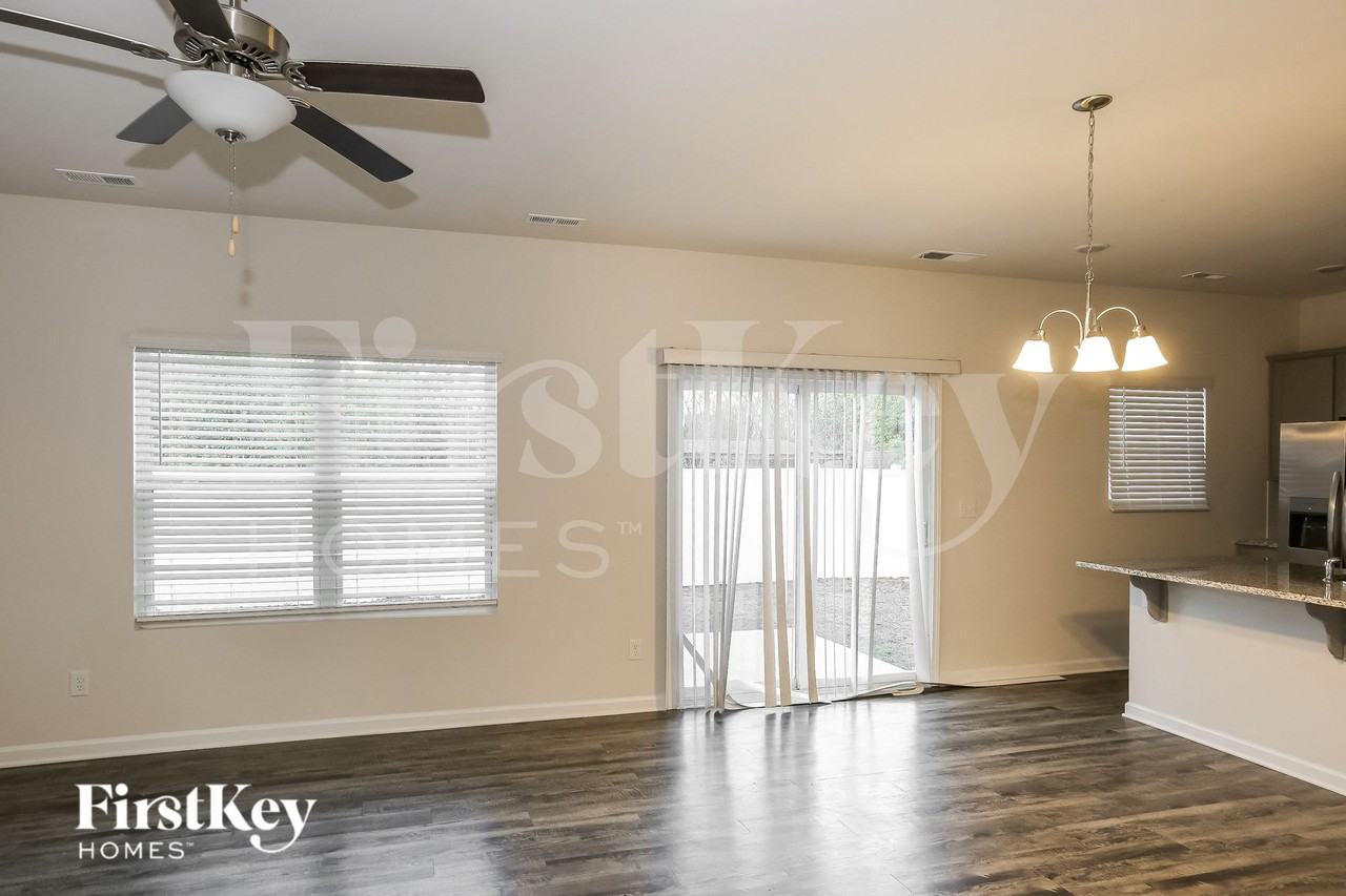 6351 Mosley Glen Dr - Photo 5 of 16