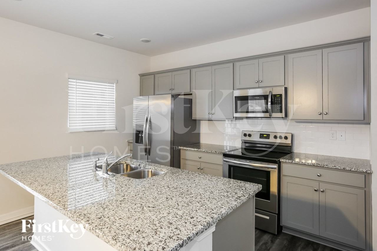 6351 Mosley Glen Dr - Photo 6 of 16