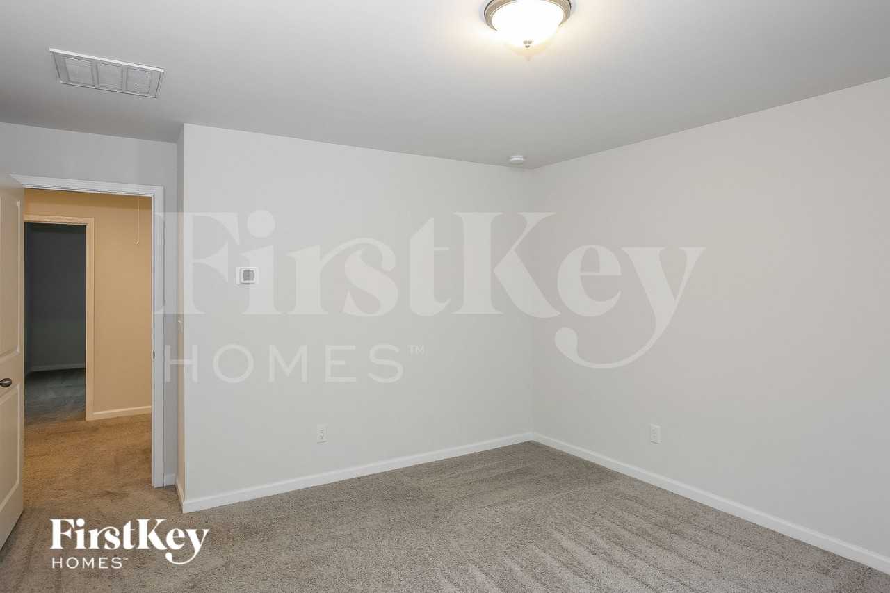 6351 Mosley Glen Dr - Photo 7 of 16