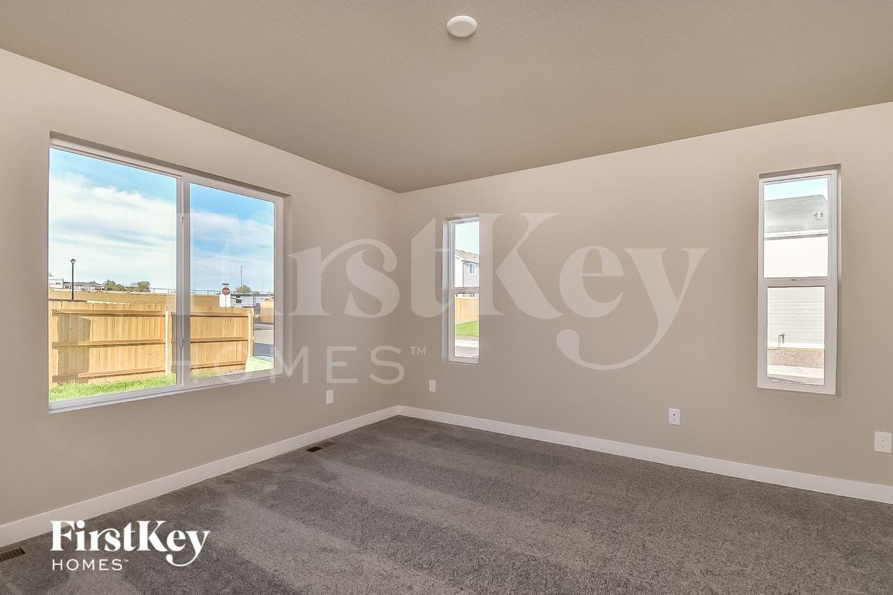 10405 Luneth Dr - Photo 2 of 15