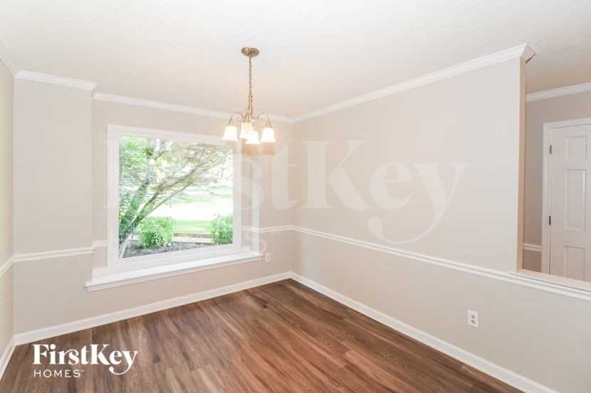 514 Fletcher Rd - Photo 5 of 15