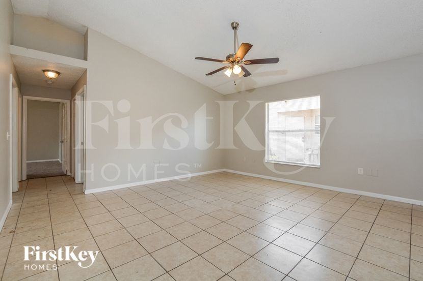 7431 Little Pond Ct - Photo 3 of 16