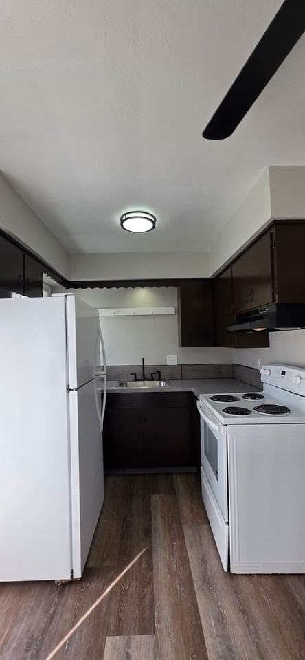 486-Ring St - Photo 7 of 17