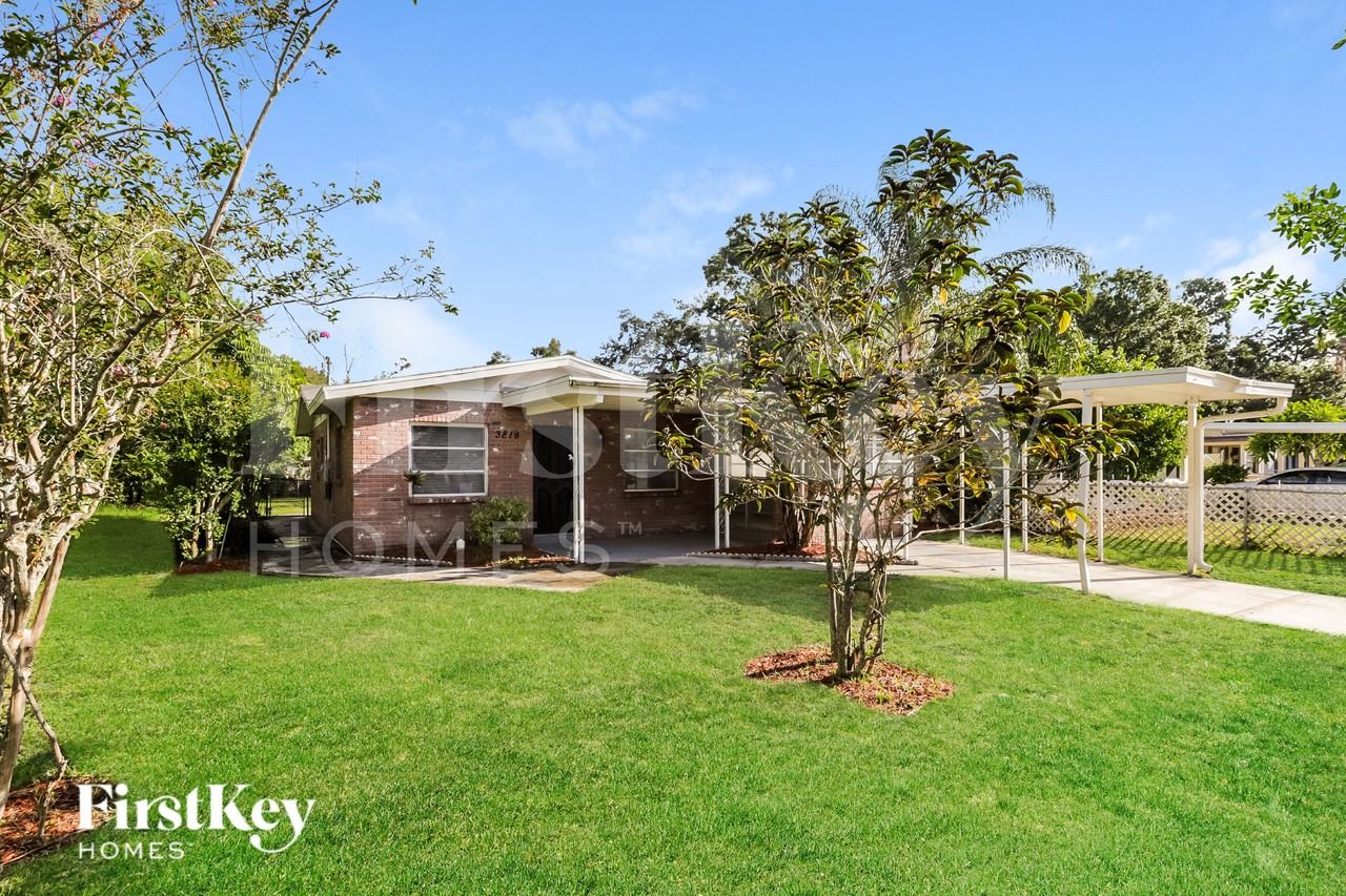 3819 W Wisconsin Ave - Photo 2 of 16