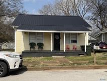 1810 Beech St Se - Photo 1 of 1