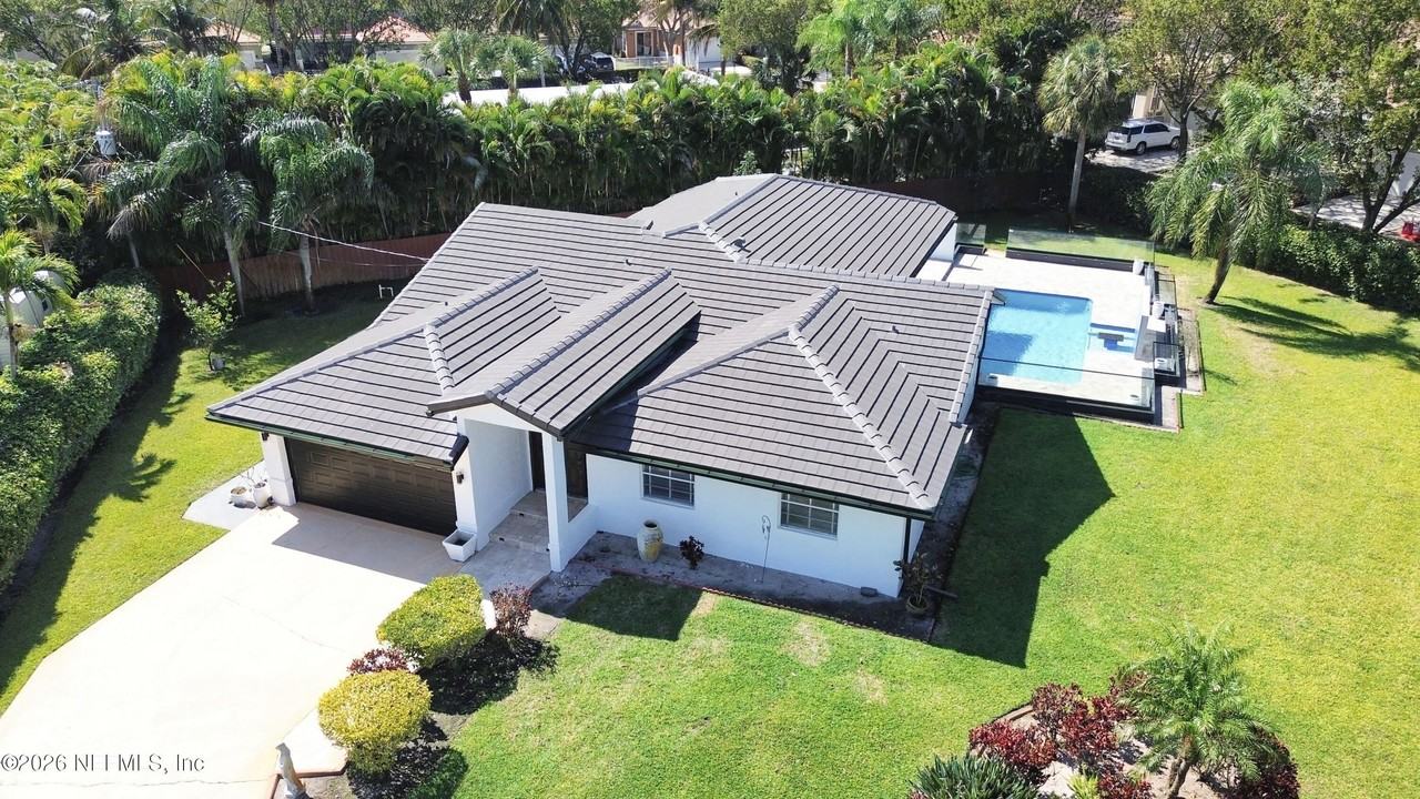 4664 Sunrise Blvd - Photo 5 of 50