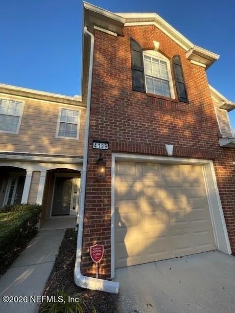 4199 Highwood Dr - Photo 2 of 28