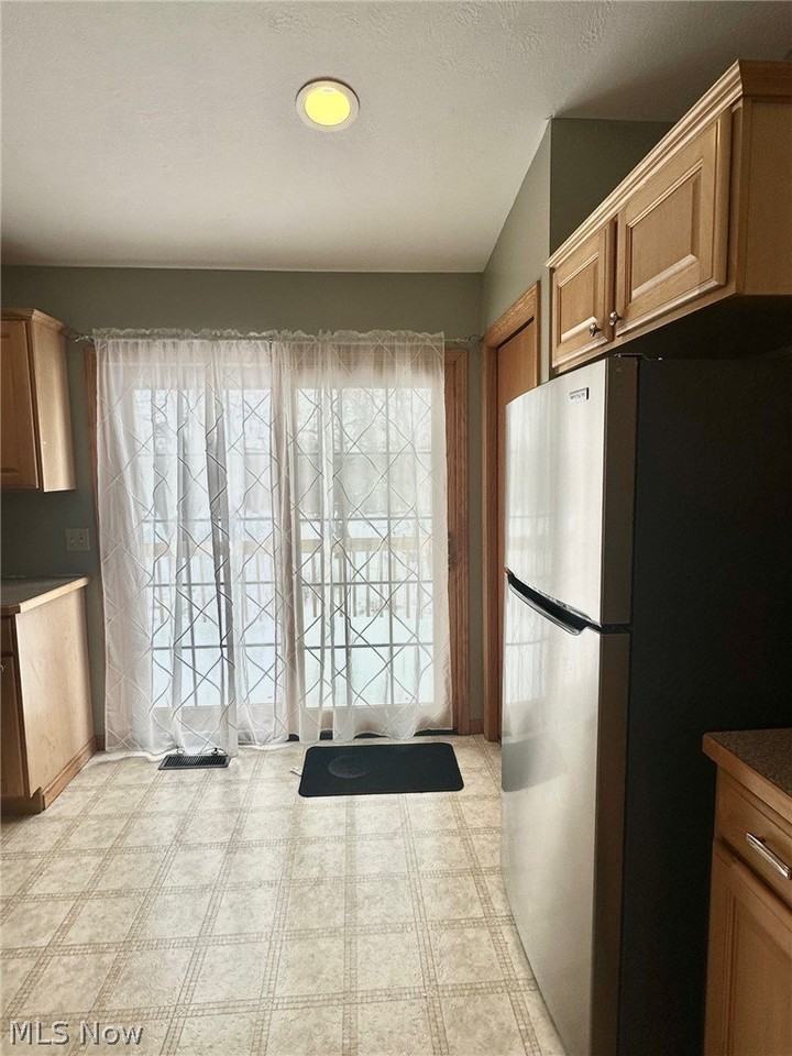 1651 Discovery Rd - Photo 6 of 13