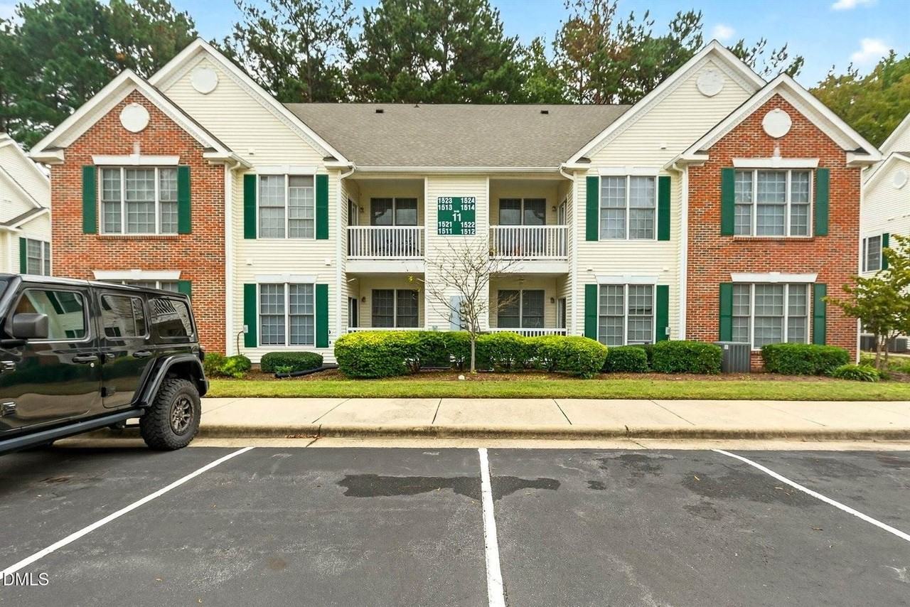 1513 Kudrow Ln - Photo 2 of 29