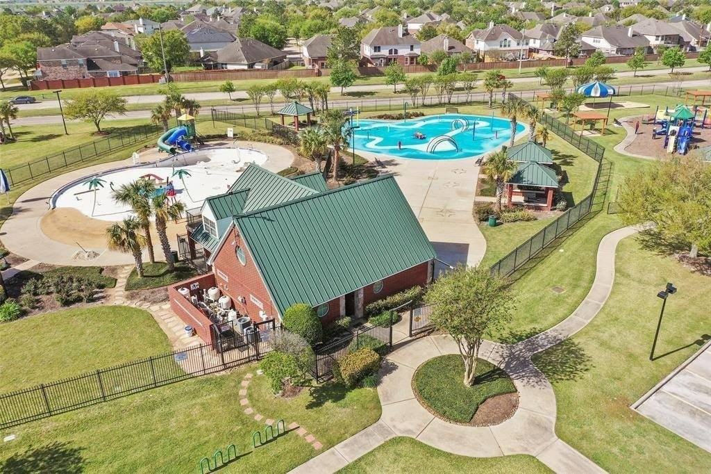 16783 Mammoth Springs Dr - Photo 2 of 40