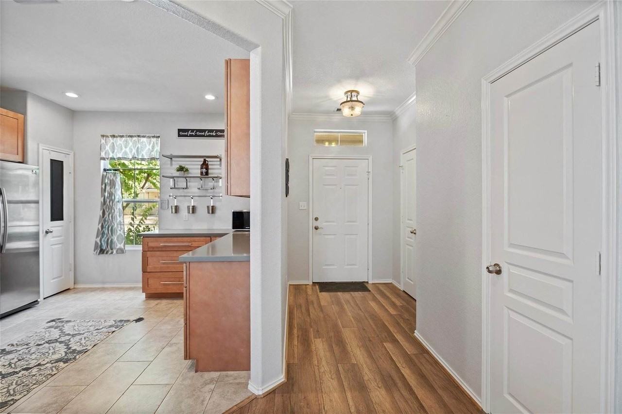 16783 Mammoth Springs Dr - Photo 6 of 40