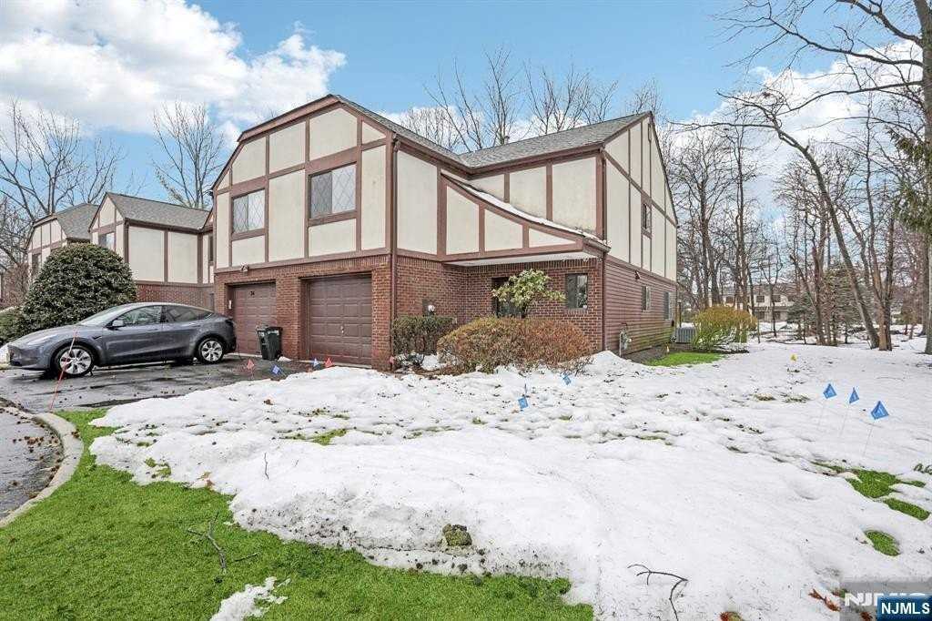 34 Palisade Ave - Photo 2 of 35