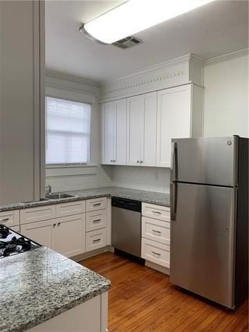 420 Arlington Dr - Photo 5 of 7