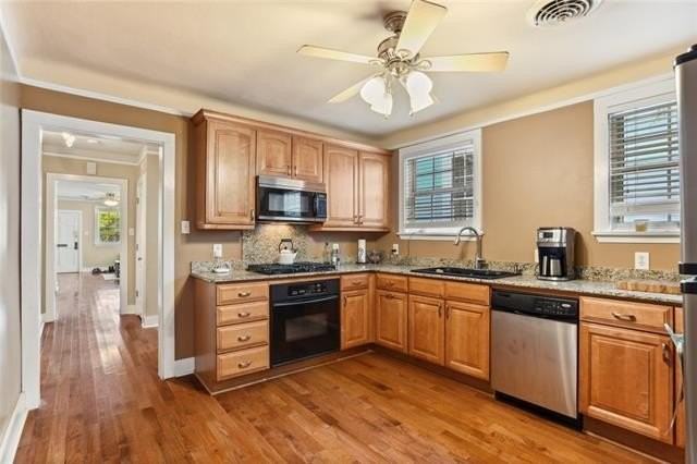 2305 Calhoun St - Photo 6 of 13