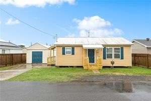 featured image of 240 Clayton Dr