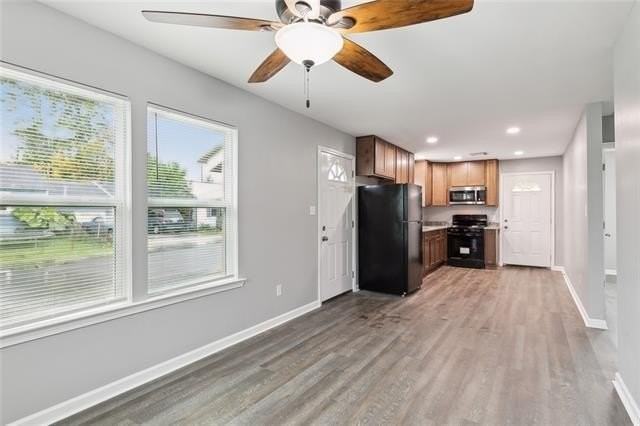 240 Clayton Dr - Photo 3 of 10