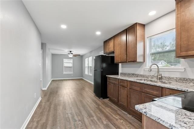 240 Clayton Dr - Photo 5 of 10