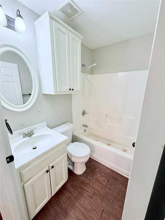 1402 S Montgomery St - Photo 7 of 13