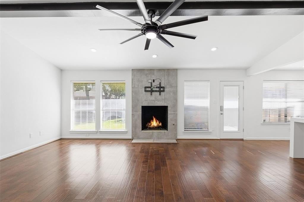 4504 Boston Dr - Photo 2 of 36