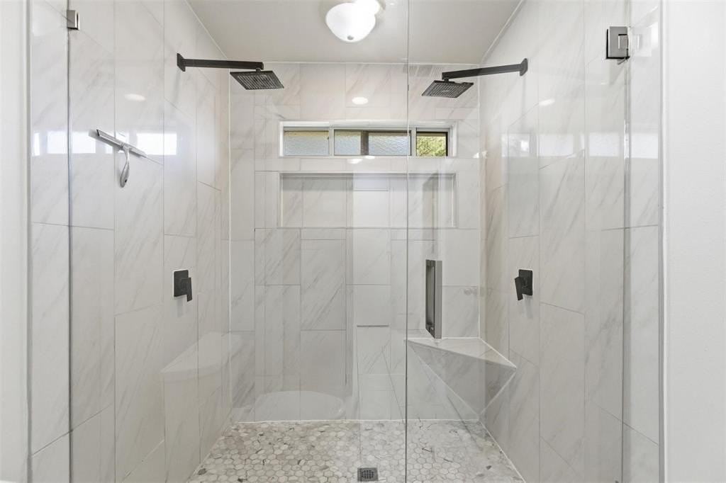 4504 Boston Dr - Photo 4 of 36