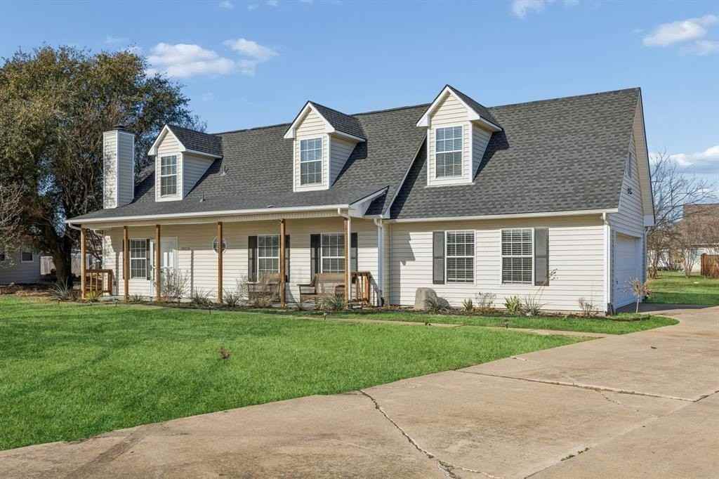 20074 Saratoga Trl - Photo 5 of 40