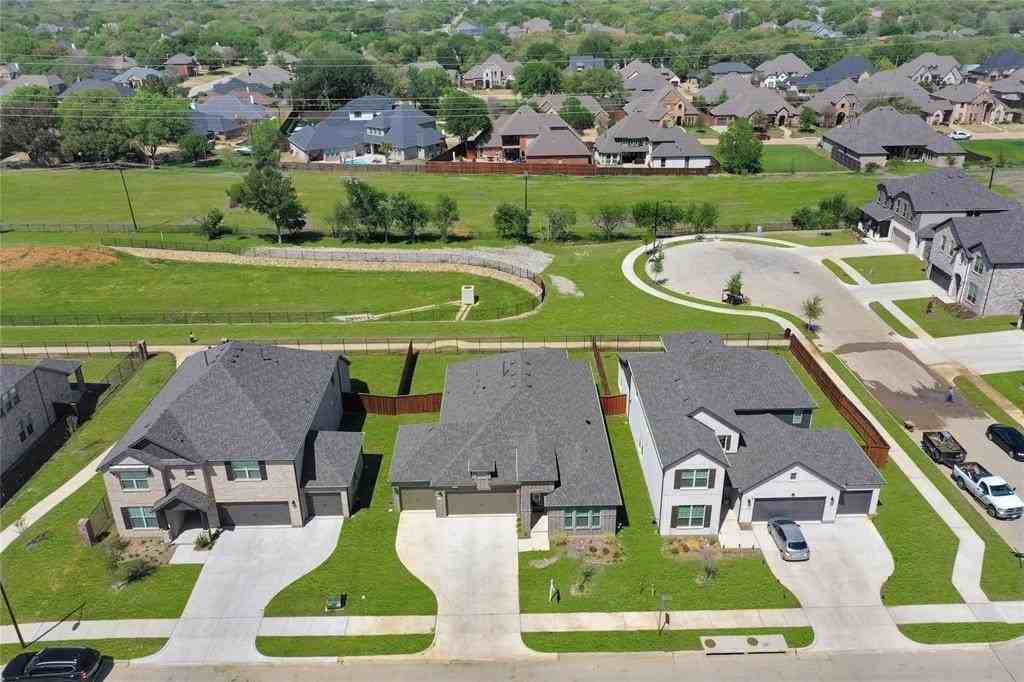 2811 Grand Lookout Ln - Photo 2 of 34