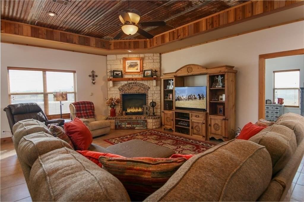 7158 Luella Rd - Photo 7 of 40