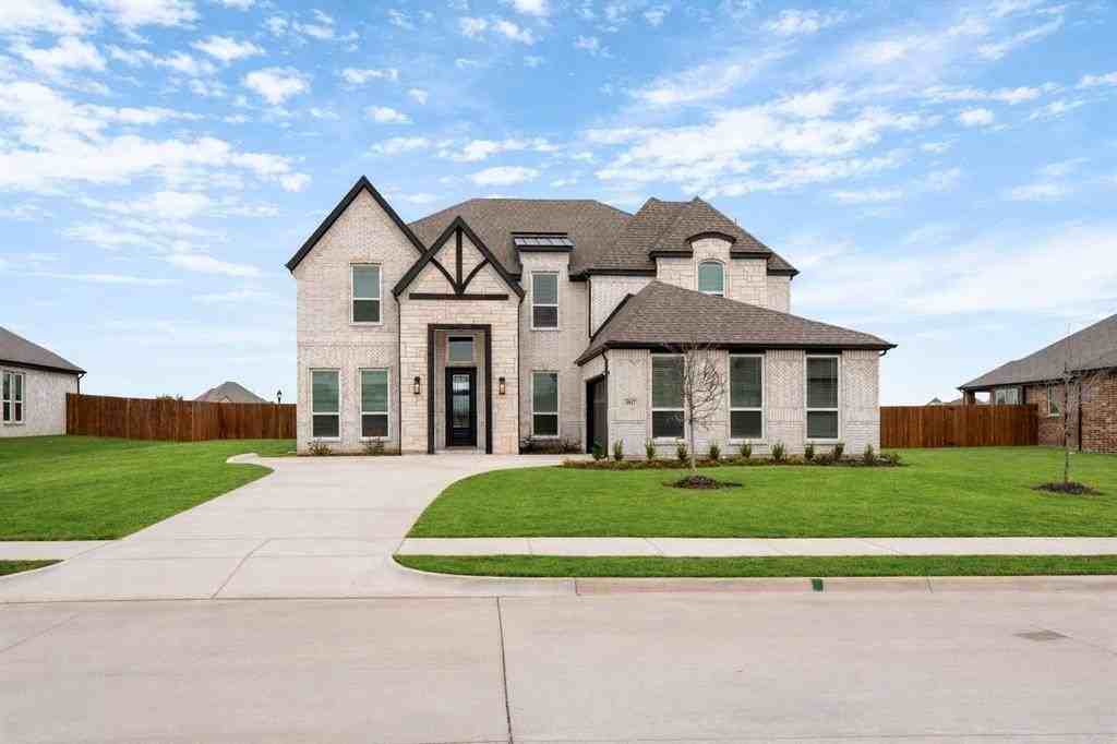 1817 Hidden Creek Dr - Photo 2 of 40