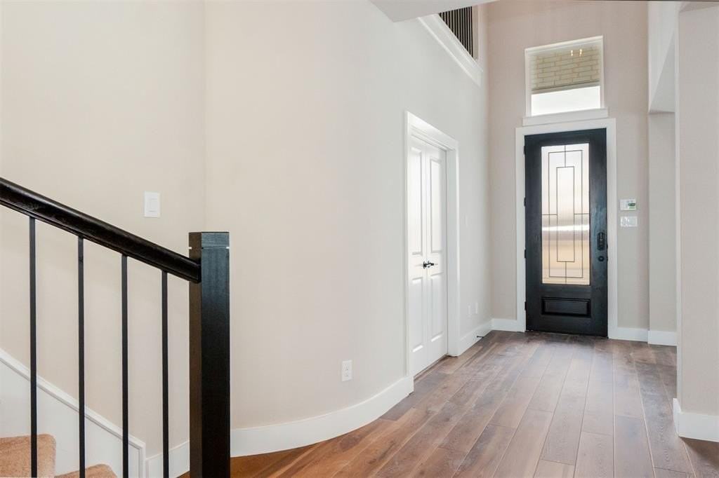 1817 Hidden Creek Dr - Photo 5 of 40