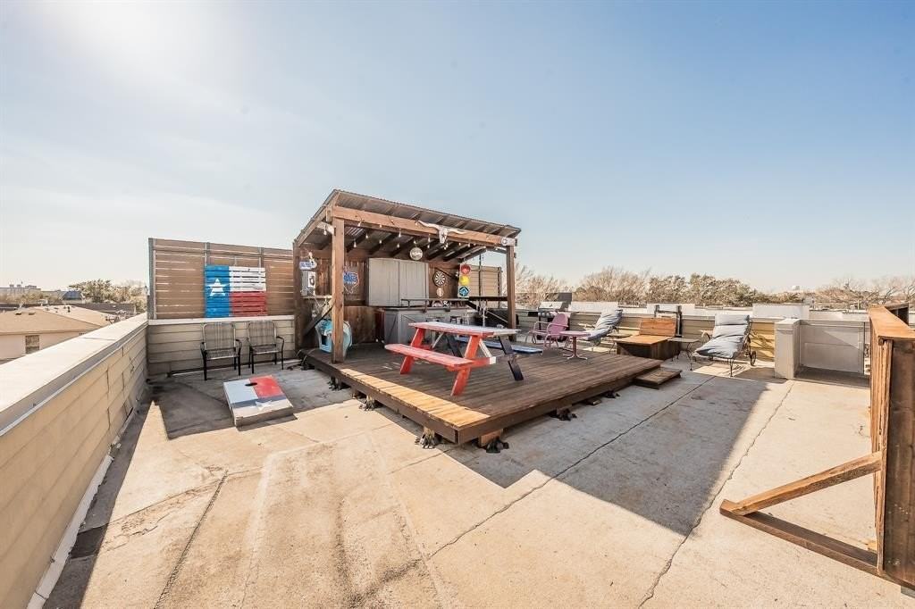 3911 Gilbert Ave #G - Photo 2 of 35