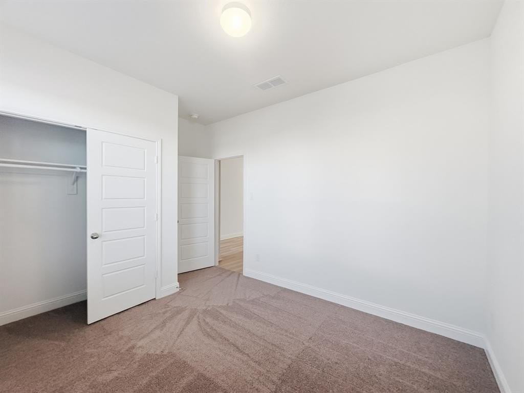 622 Saxony Dr - Photo 4 of 23