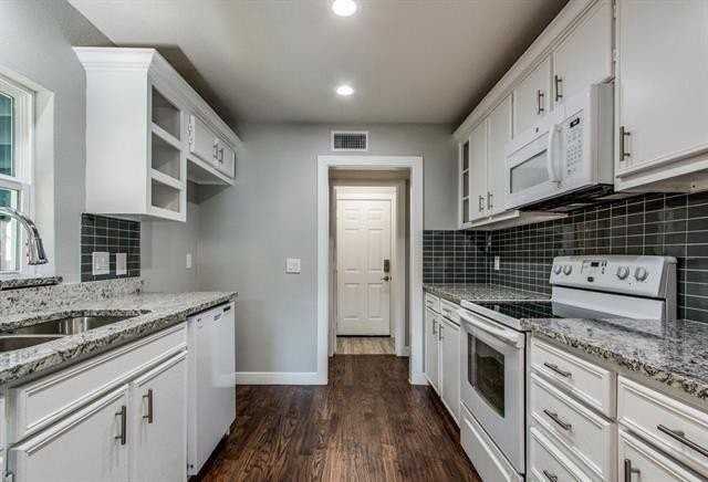 514 Hunters Glen St - Photo 3 of 24