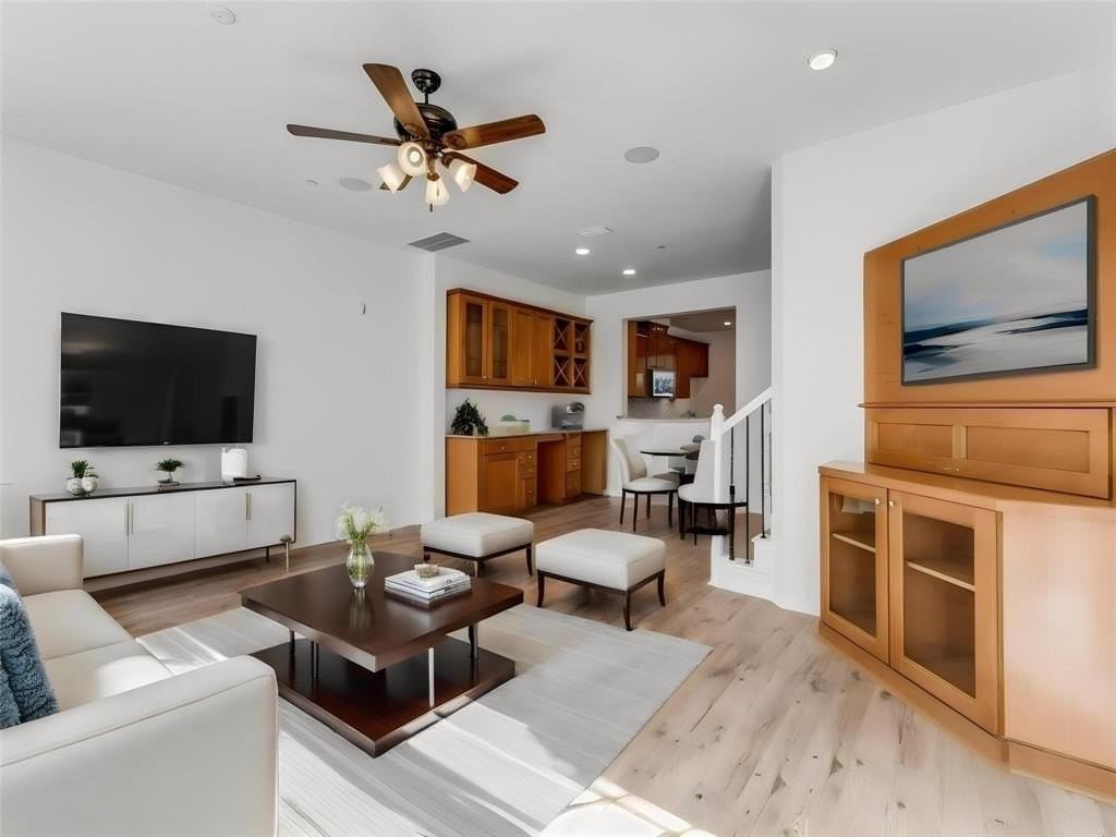 3942 Sugar Tree Way - Photo 6 of 27