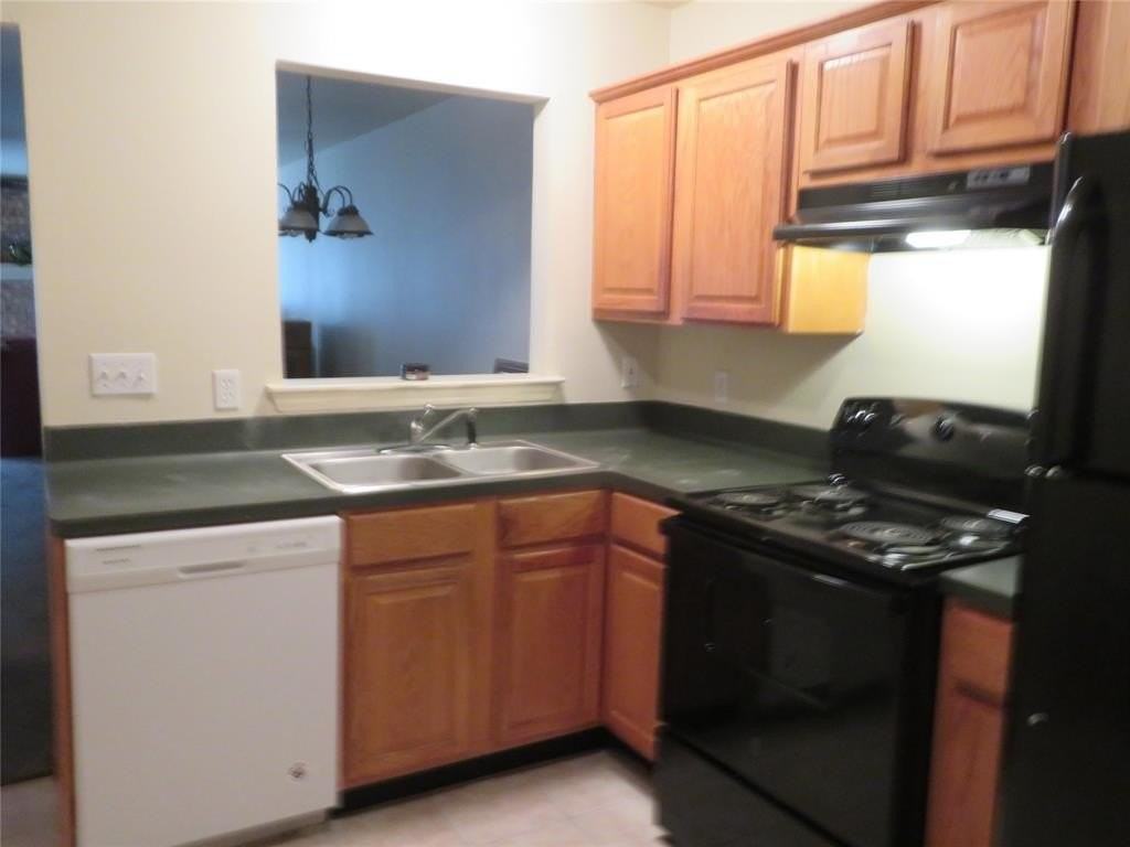 713 Inglewood Trl - Photo 5 of 10