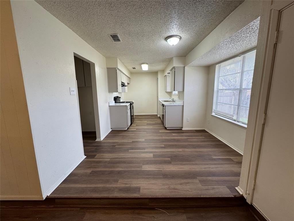 6225 Stardust Dr S - Photo 6 of 23