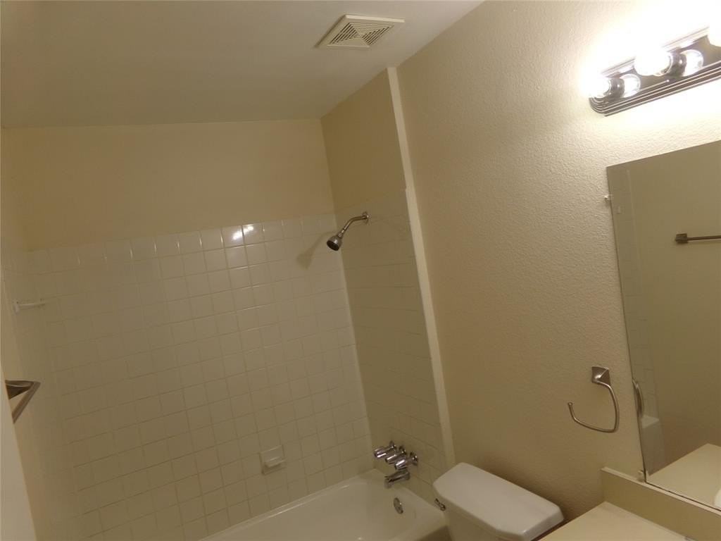 6812 Webster St - Photo 4 of 9