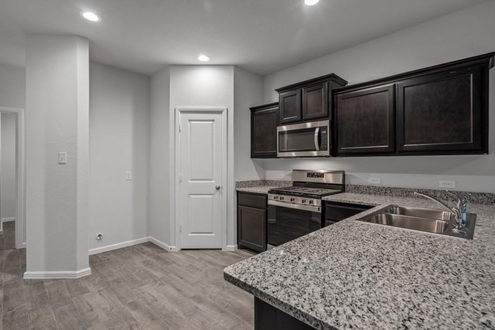 6212 Flour Mill Run - Photo 5 of 38