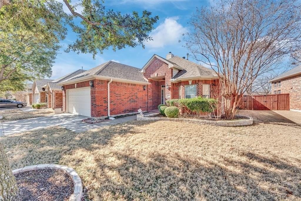 8327 Robertson Dr - Photo 2 of 27