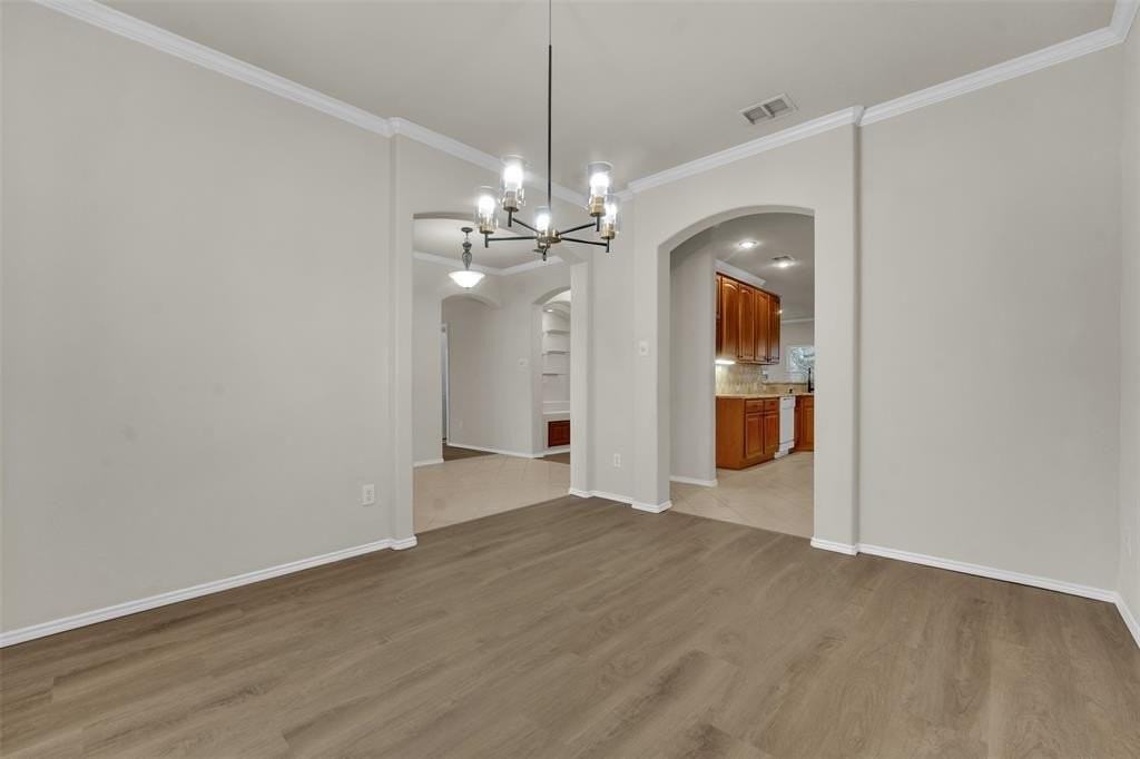 8327 Robertson Dr - Photo 6 of 27